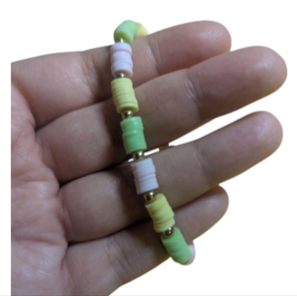 Handmade Clay Beaded Bracelet Stretchy Yellow  Hand Crafted - Picture 4 of 5